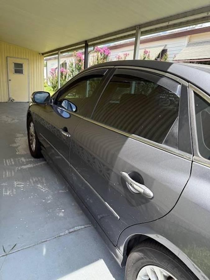 Used 2011 Hyundai Azera Limited