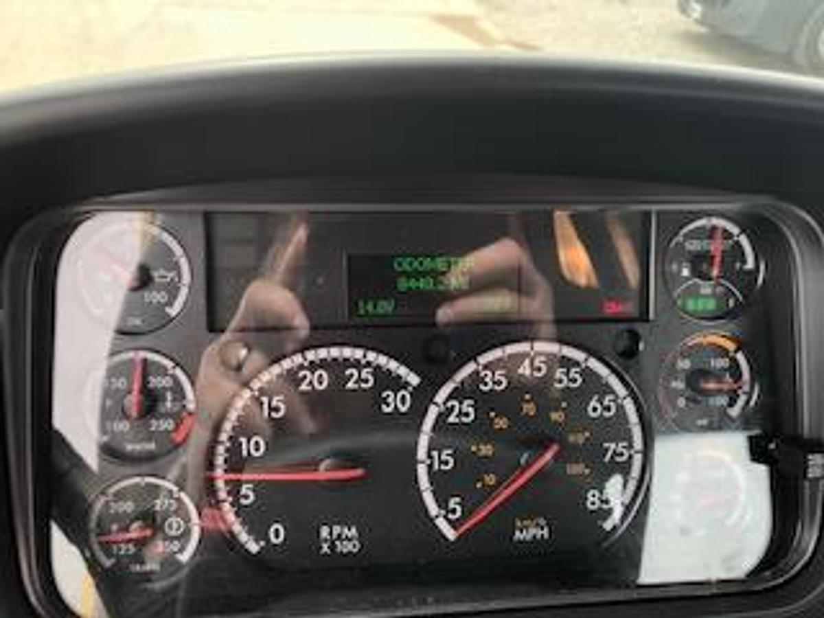 Used 2023 Freightliner Business Class M2 Grapple Truck