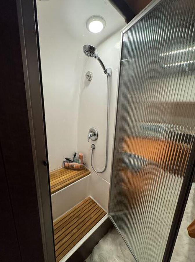 Used 2024 Airstream Globetrotter 30RB Twin