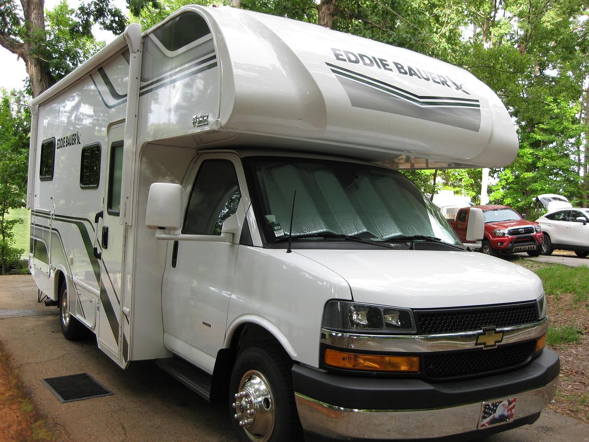 Used 2025 Thor Motor Coach Eddie Bauer 22EBC Class C Motorhome