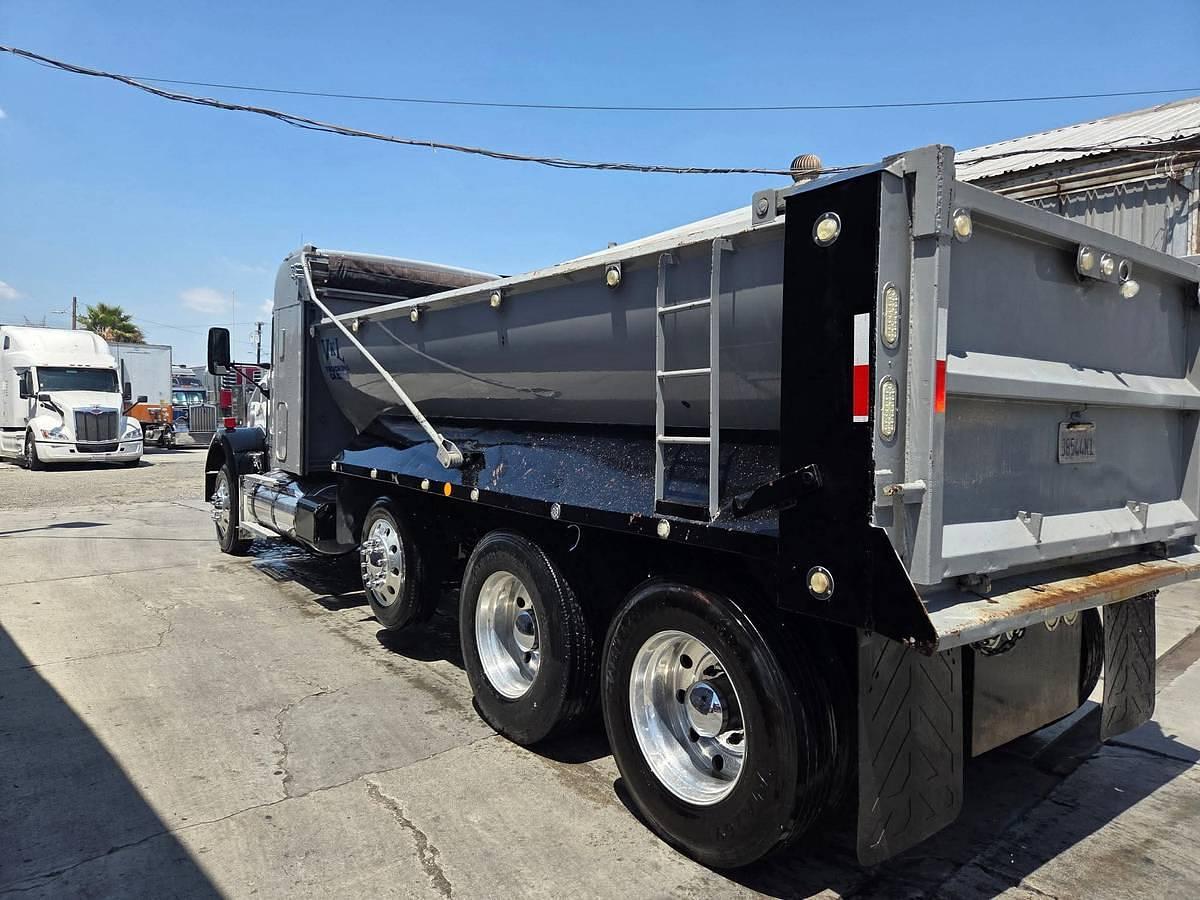 Used 2009 Kenworth T800 Dump Truck – 2018 LSX Swap