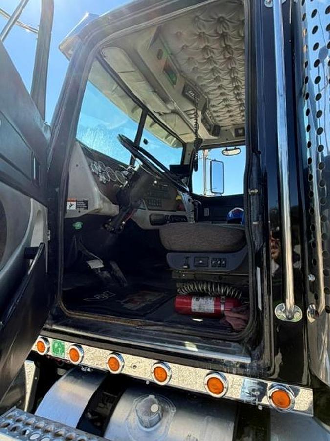 Used 2018 Western Star 4900