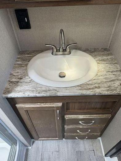 Used 2019 Coachmen Chaparral 370FL