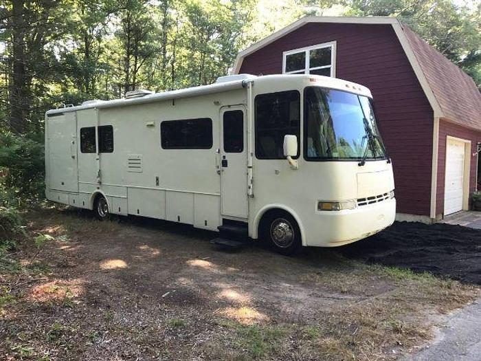 Used 2002 Rexhall Class A Motorhome Toy Hauler