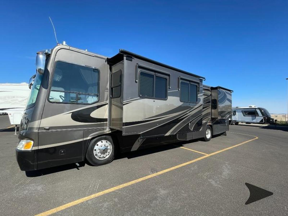 Used 2007 Coachmen RV Sportscoach Legend 40QS Class A Motorhome