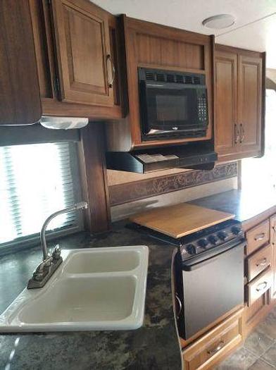 Used 2013 Keystone Cougar 21RBSWE