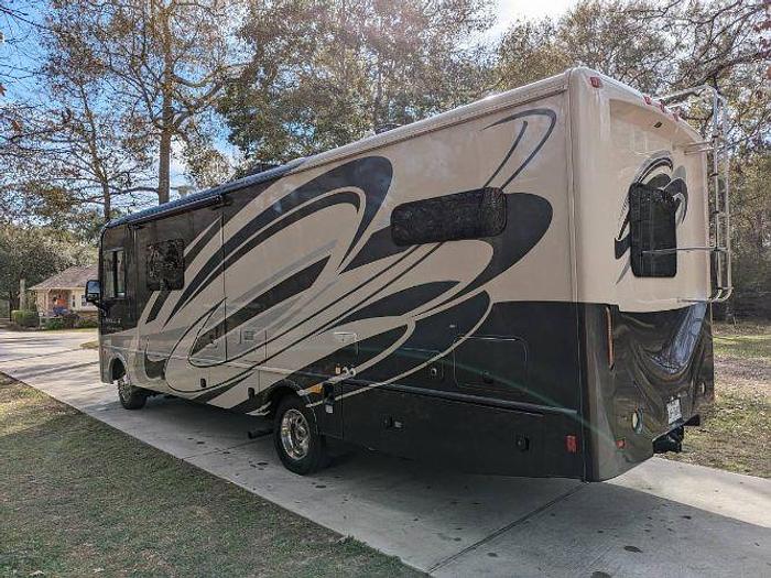 Used 2016 Holiday Rambler Admiral 32H