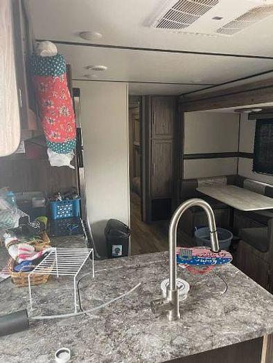 Used 2021 Crossroads Zinger ZR328SB