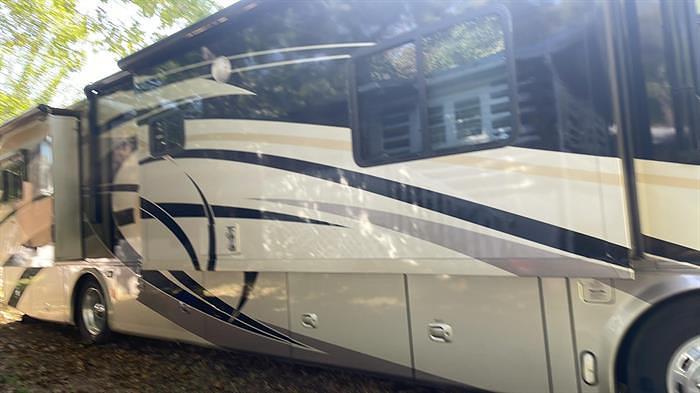 Used 2007 Tiffin Motorhomes Phaeton 40QSH