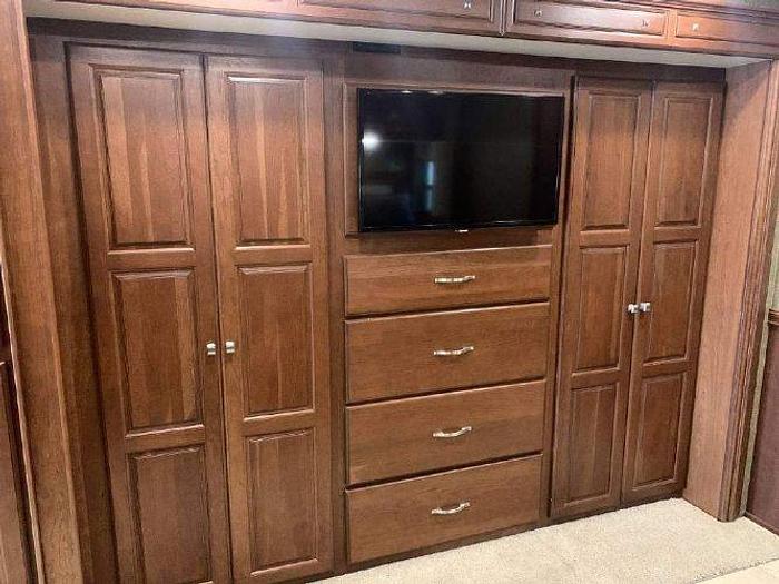 Used 2016 Winnebago Itasca Meridian 42E