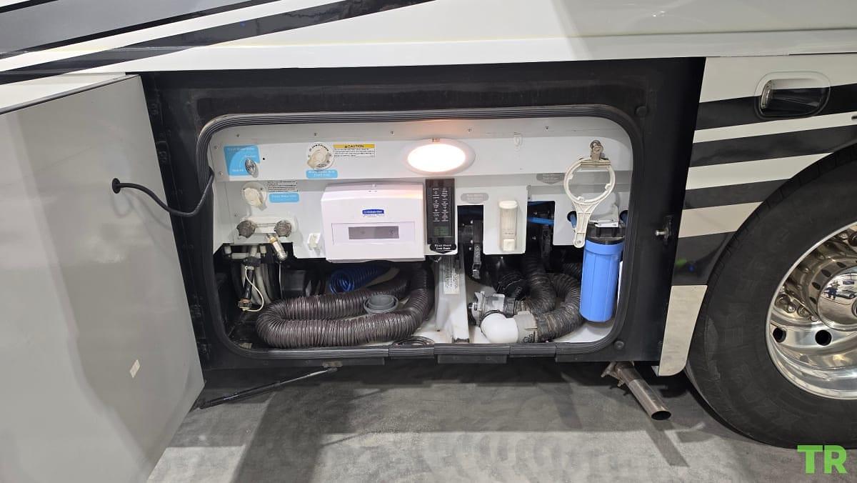 Used 2017 Winnebago Grand Tour 45RL