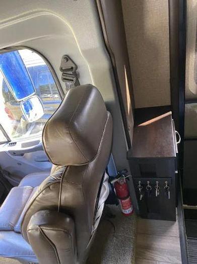 Used 2017 Dynamax DX3 37TS