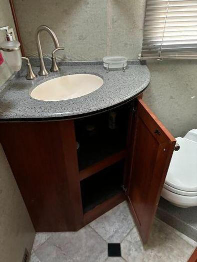 Used 2008 Fleetwood Revolution LE 40E