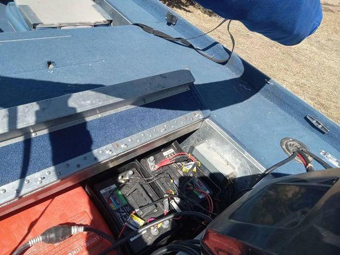 Used 1990 Bass Dominator 16 ft boat