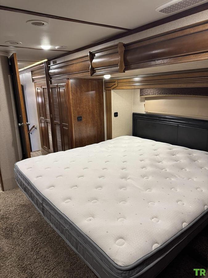 Used 2017 CrossRoads Redwood 382RL