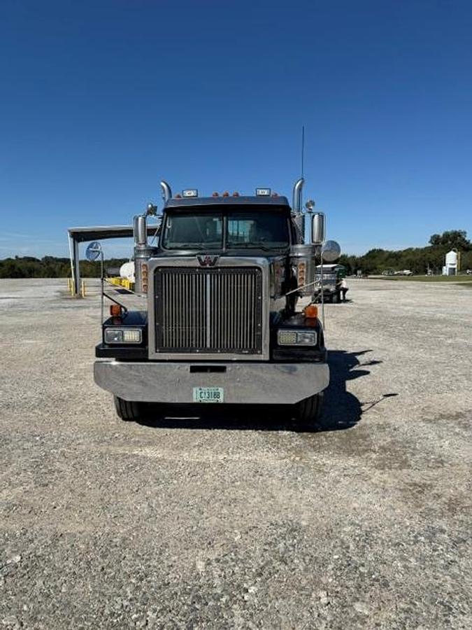 Used 2018 Western Star 4900