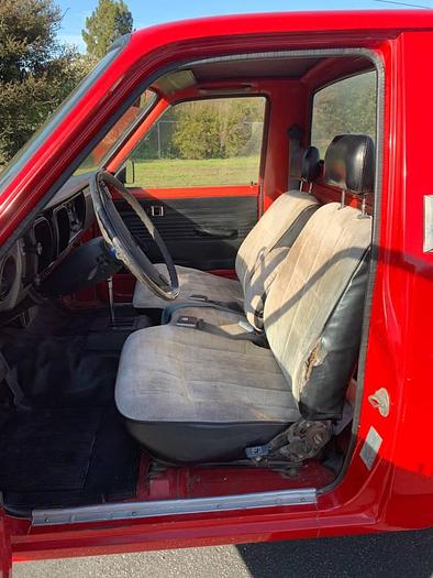 Used 1974 Toyota Hilux