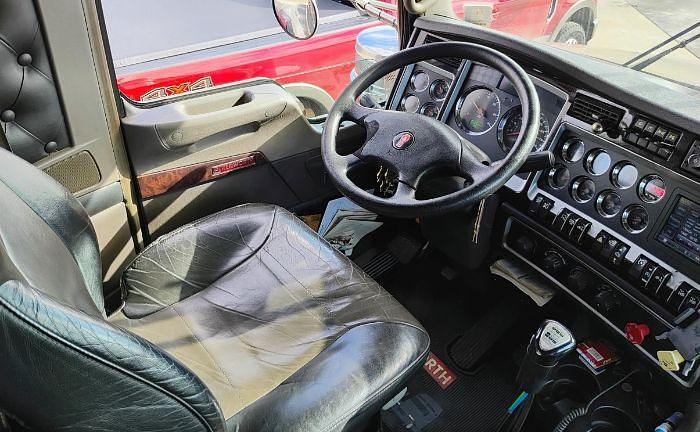 Used 2013 KENWORTH T800