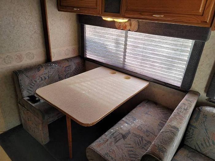 Used 1999 Winnebago Minnie Winnie