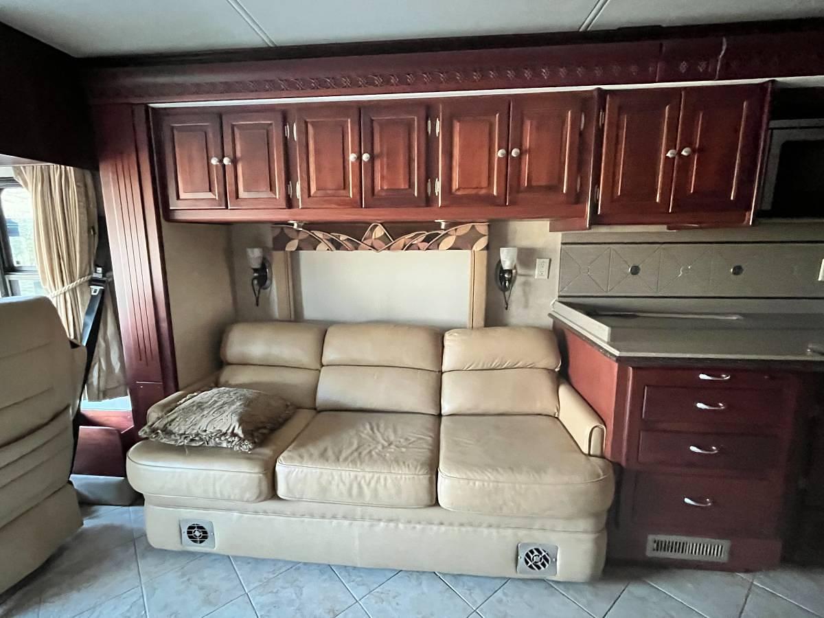 Used 2007 Tiffin Phaeton