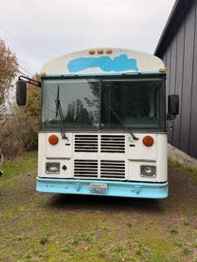 Used 2005 Thomas Transit Bus