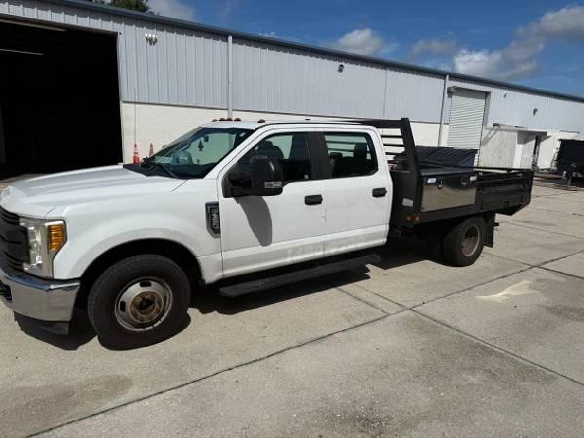 Used 2017 Ford F-350 Super Duty Crew Cab Flatbed Dually