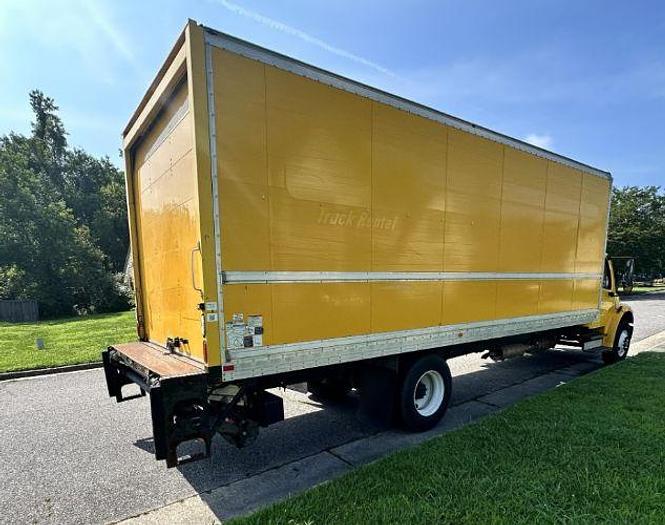 Used 2016 Freightliner BUSINESS CLASS M2 106