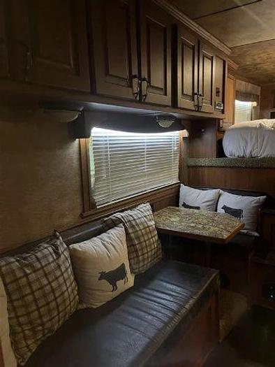 Used 2014 Elite 3 Horse Slant Load