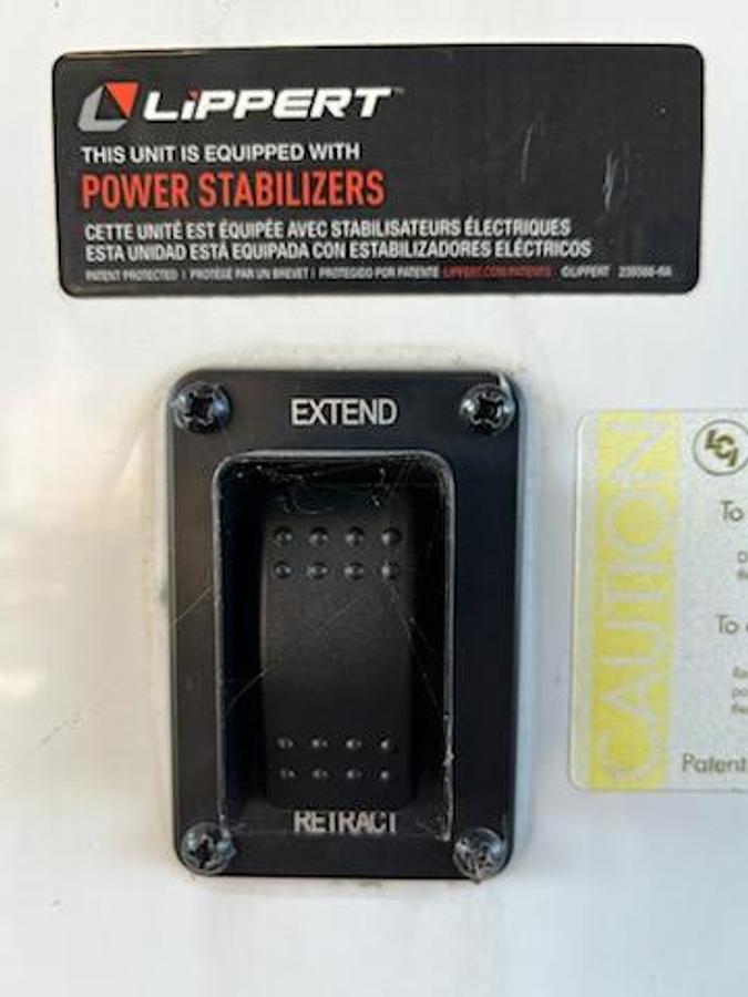 Used 2022 Dutchman Kodiak SE 22SBH Travel Trailer