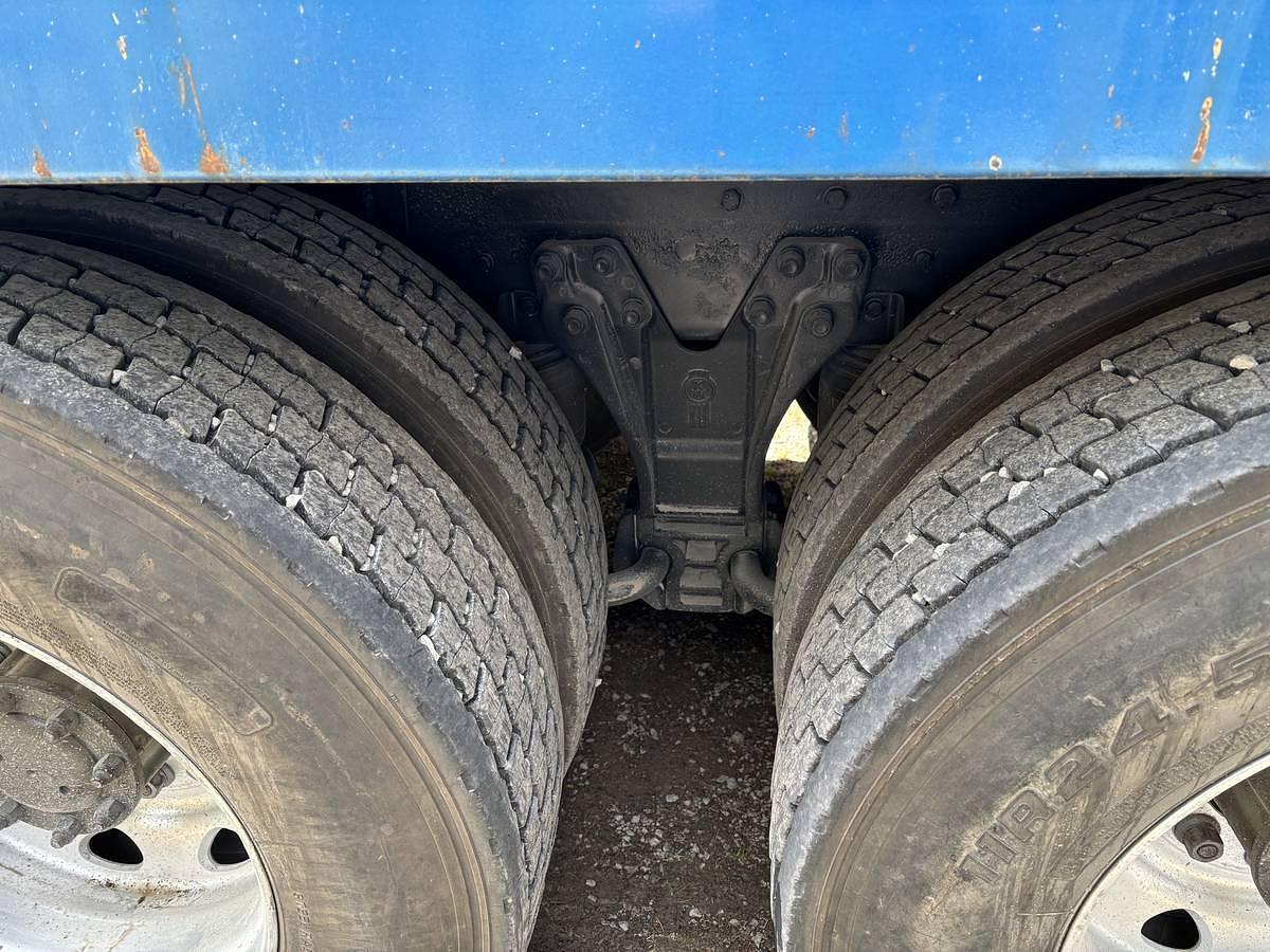 Used 1995 Kenworth T800 Dump Truck