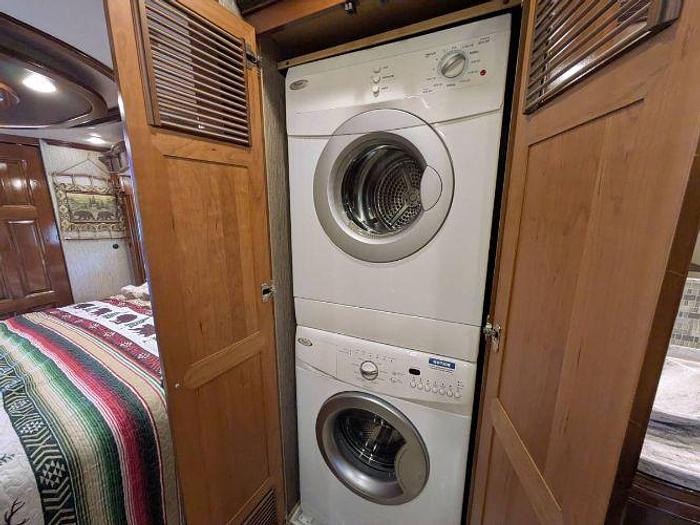 Used 2016 Newmar Essex 4519