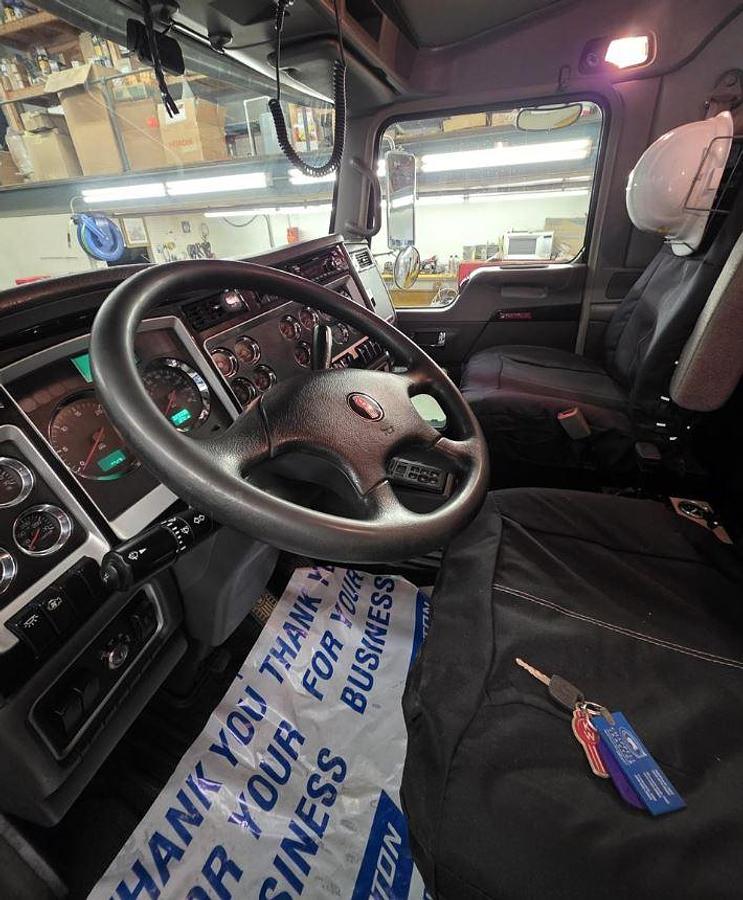 Used 2020 Kenworth T800