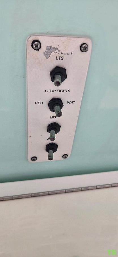 Used 2013 Sea Fox 256 Commander Center Console Boat
