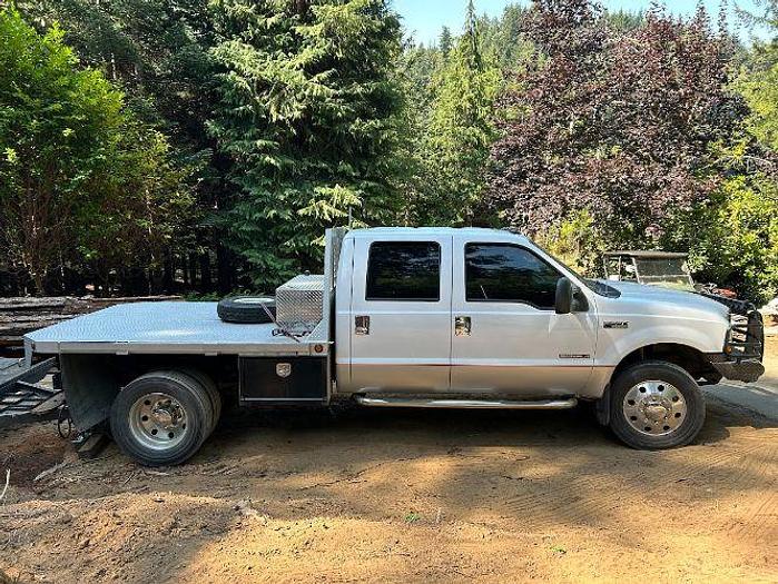 Used 2001 Ford Super Duty F-550 XLT Lariat
