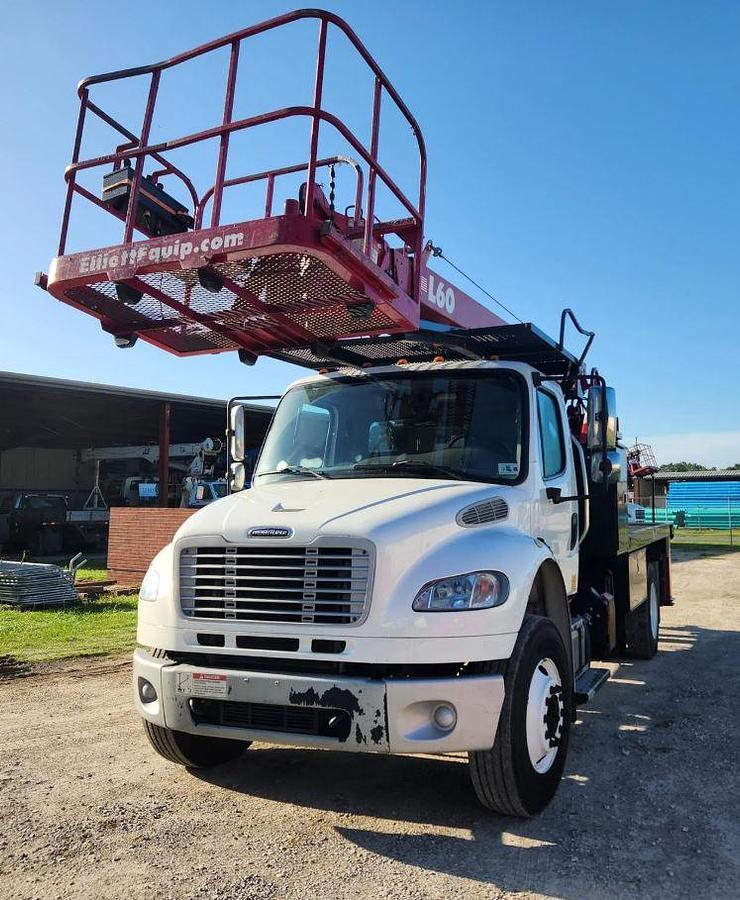Used 2016 Elliot L60R Mounted on 2016 Freightliner Business Class M2 106