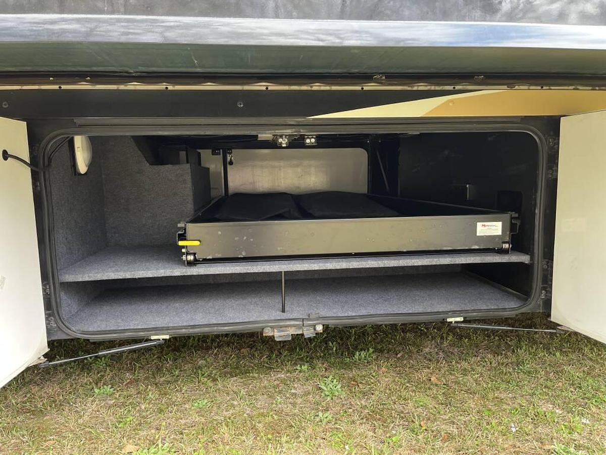 Used 2013 Winnebago Tour 42QD Class A Motorhome