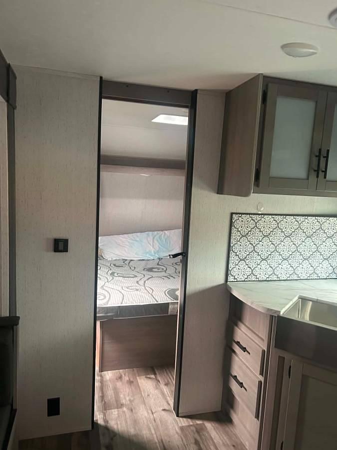 Used 2022 Coleman Lantern 285BHWE Travel Trailer