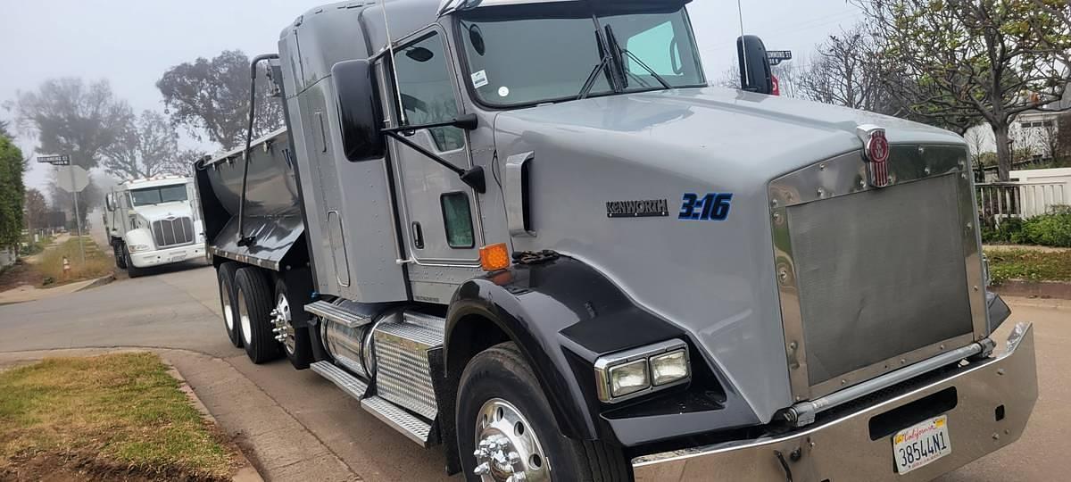 Used 2009 Kenworth T800 Dump Truck – 2018 LSX Swap