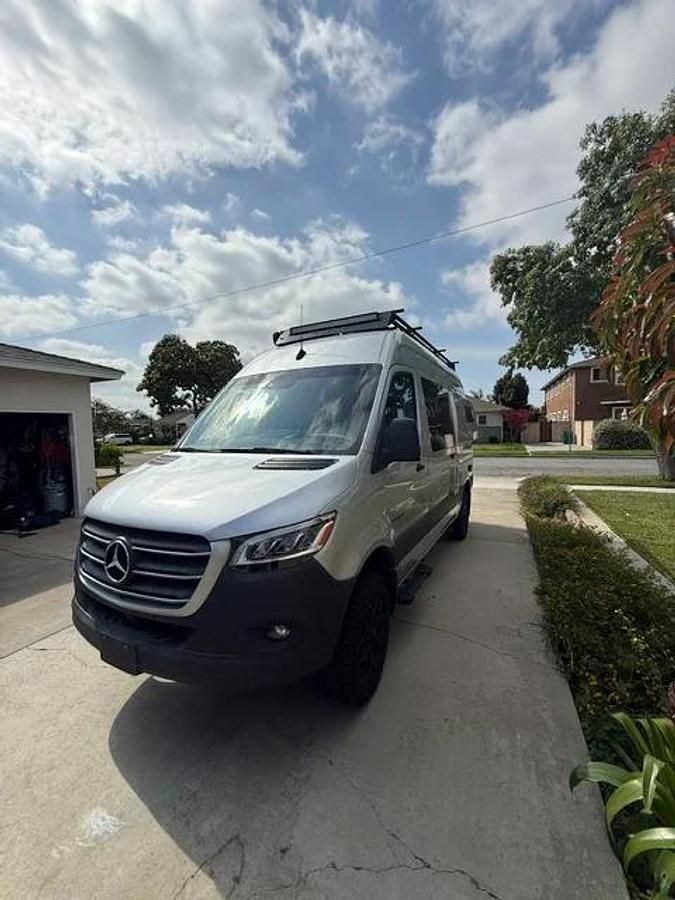 Used 2022 Entegra Launch 19y
