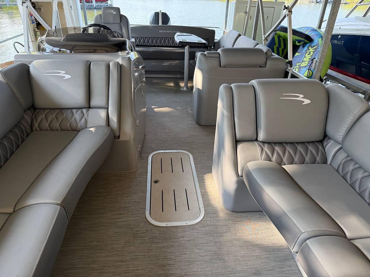 Used 2023 Bennington Tritoon Pontoon Boat