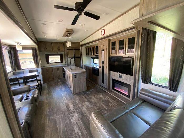 Used 2020 Forest River Sabre 31IKT