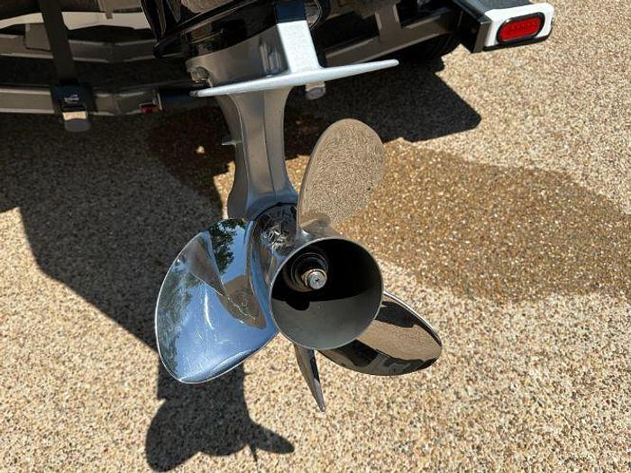 Used 2022 Basscat Pantera