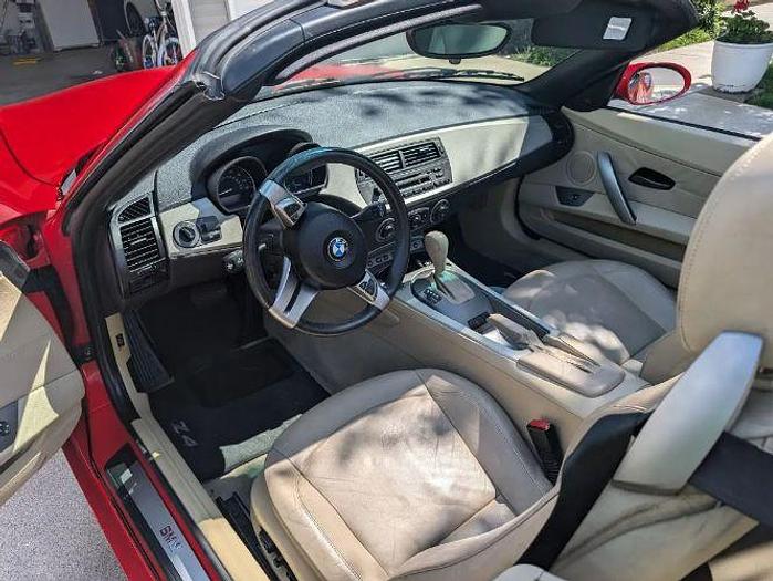 Used 2004 BMW Z4 2.5i