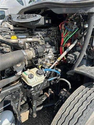 Used 2019 Freightliner Cascadia 125