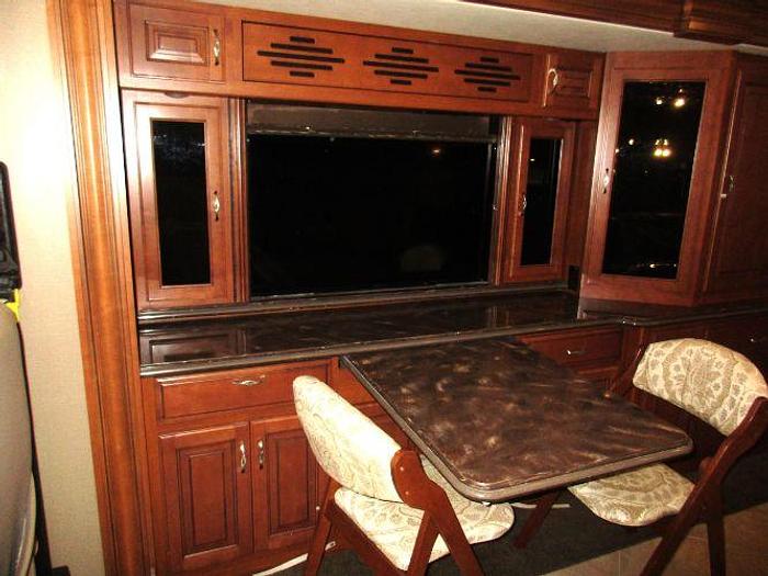 Used 2015 Fleetwood Discovery LXE 40E