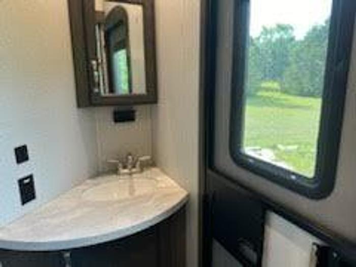 Used 2021 Keystone Cougar 364BHL