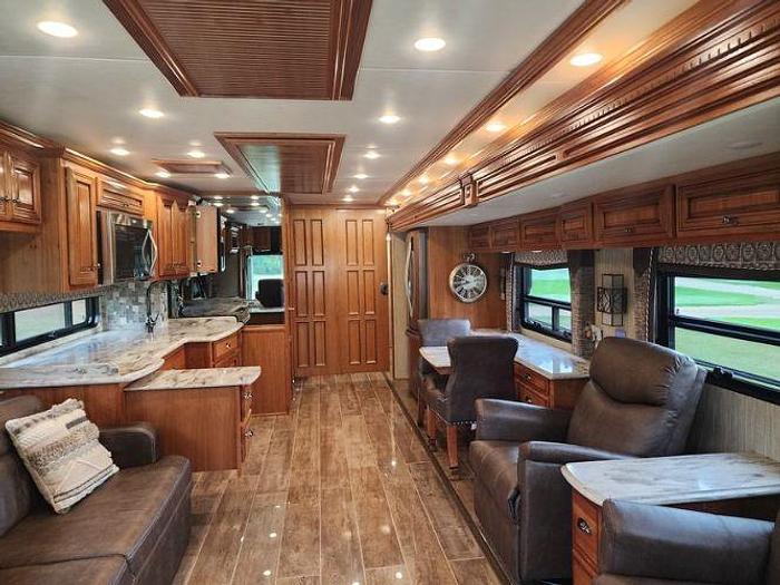 Used 2018 Newmar Dutch Star 4369