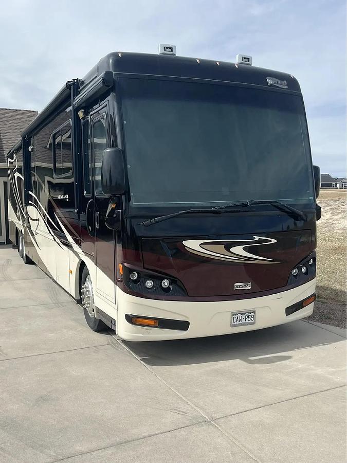 Used 2014 Newmar Ventana 4369