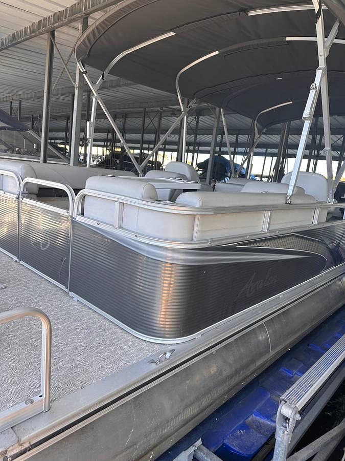 Used 2020 Avalon Venture