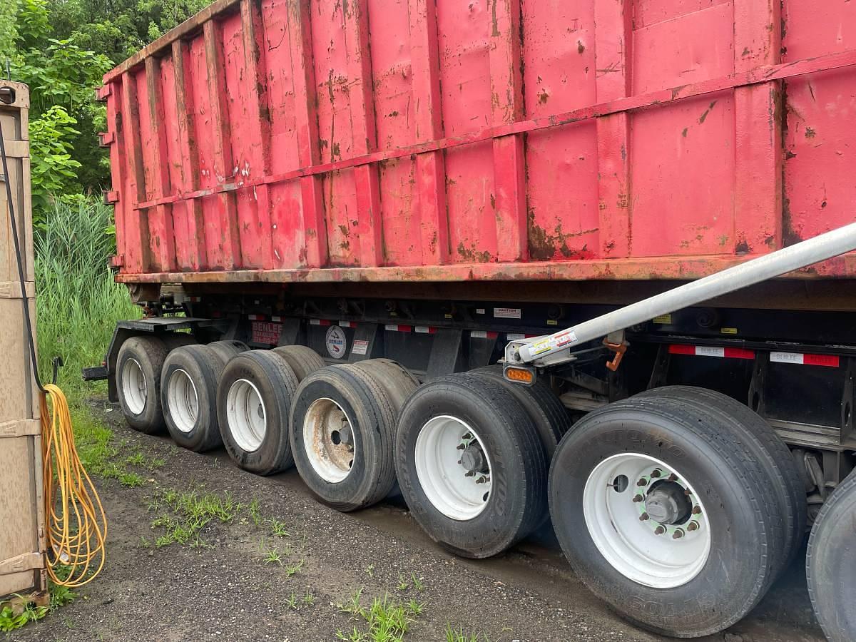 Used 2025 Benlee 7 Axle Roll-Off Trailer